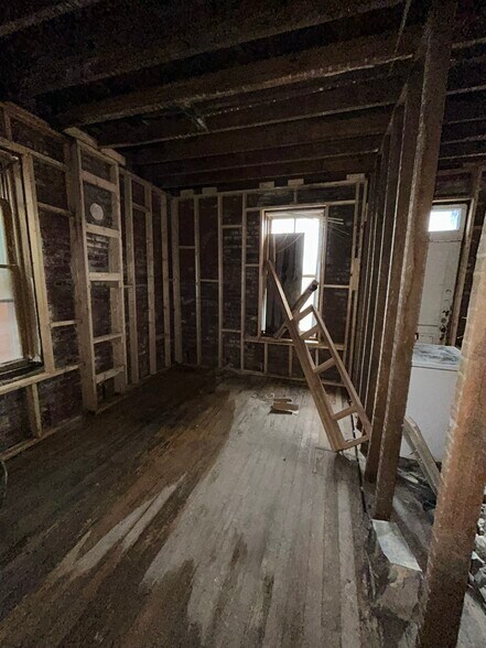 Building Photo - 4127 Turner Ave