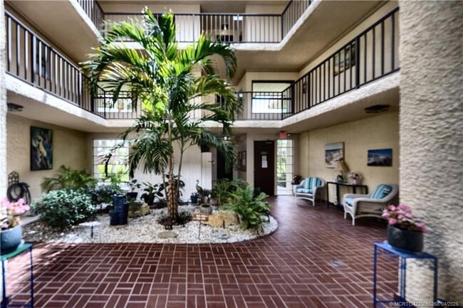 Building Photo - 1800 SE St Lucie Blvd