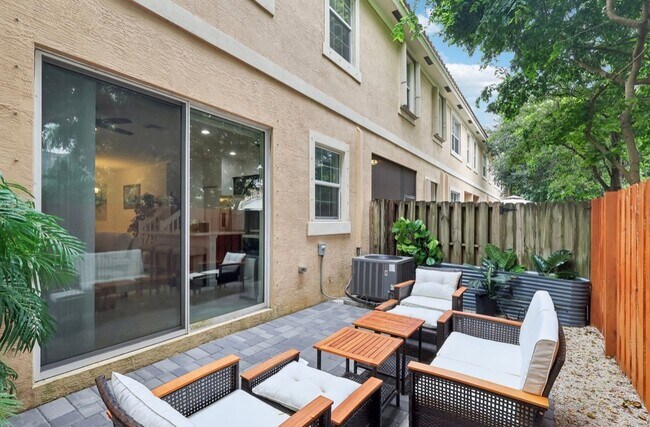 Building Photo - 5147 Ellery Terrace