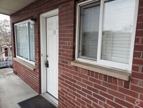 Building Photo - Fremont - Small Building - 1BR Top Floor C...