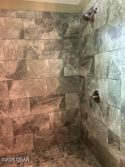 Building Photo - 2501 Murphy Ave