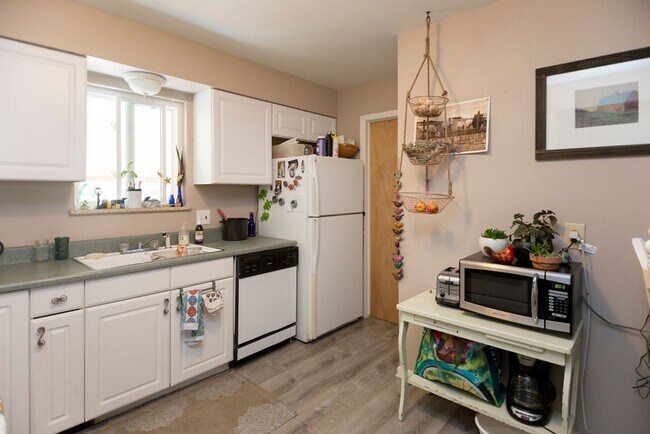 Building Photo - Charming West Fort Collins Ranch Near Campus West & Foothills