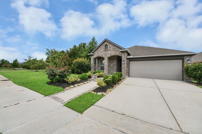 Building Photo - 16011 Monument Hill Crossing