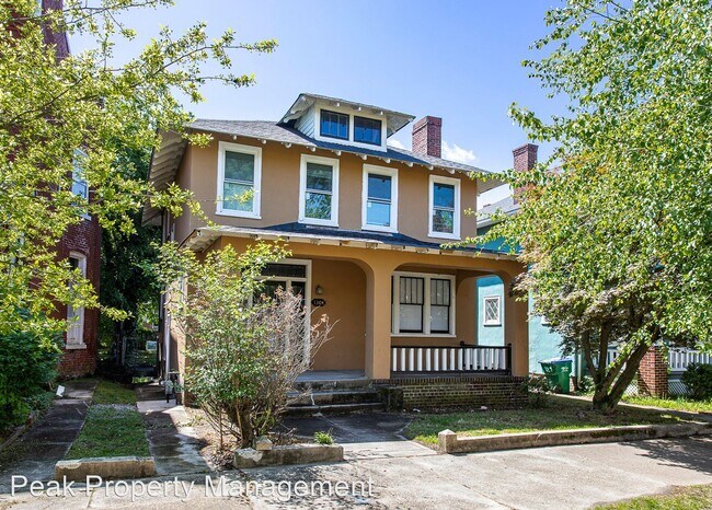 Primary Photo - 4 br, 2 bath House - 1304 Bainbridge St.