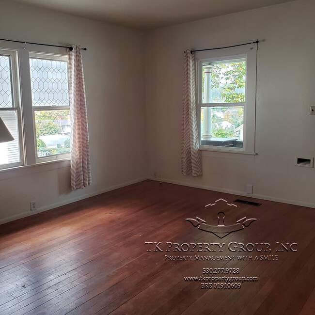 Building Photo - 322 Buena Vista St