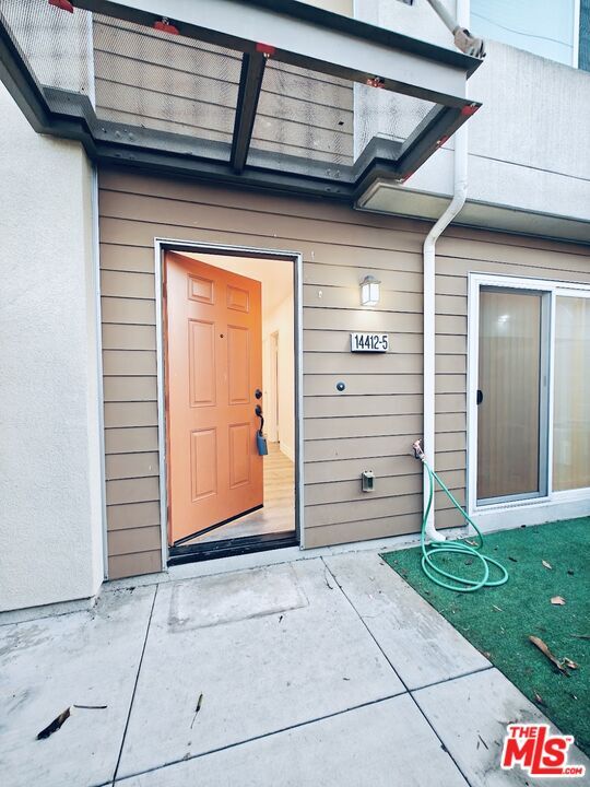 Building Photo - 14412 Kiwi Ln