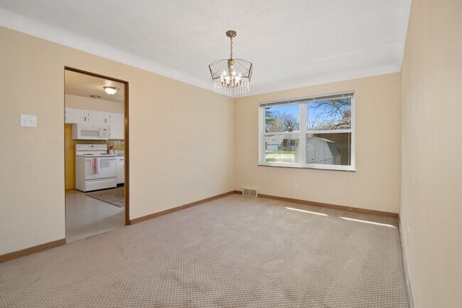 Building Photo - Florissant Home for Rent!