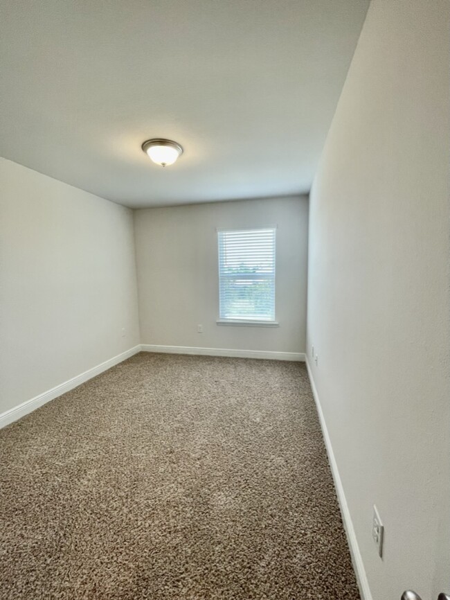 Building Photo - 1629 Caleigh Ct
