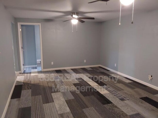 Building Photo - 2201 12th St