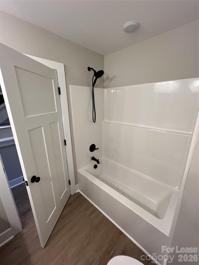 Building Photo - 410 N 4th St