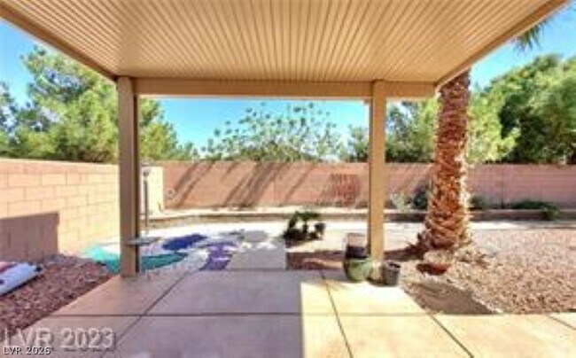 Building Photo - 9570 Rickshaw St