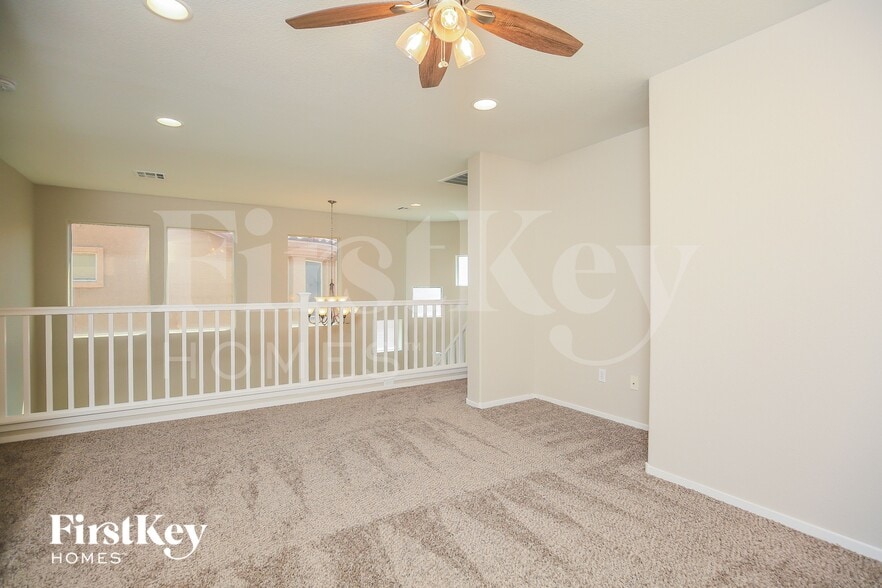 Building Photo - 9274 William Hill Ave