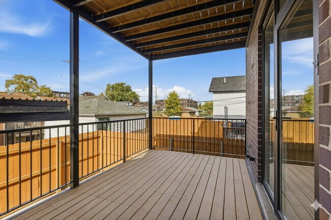 Building Photo - 2718 Budd St