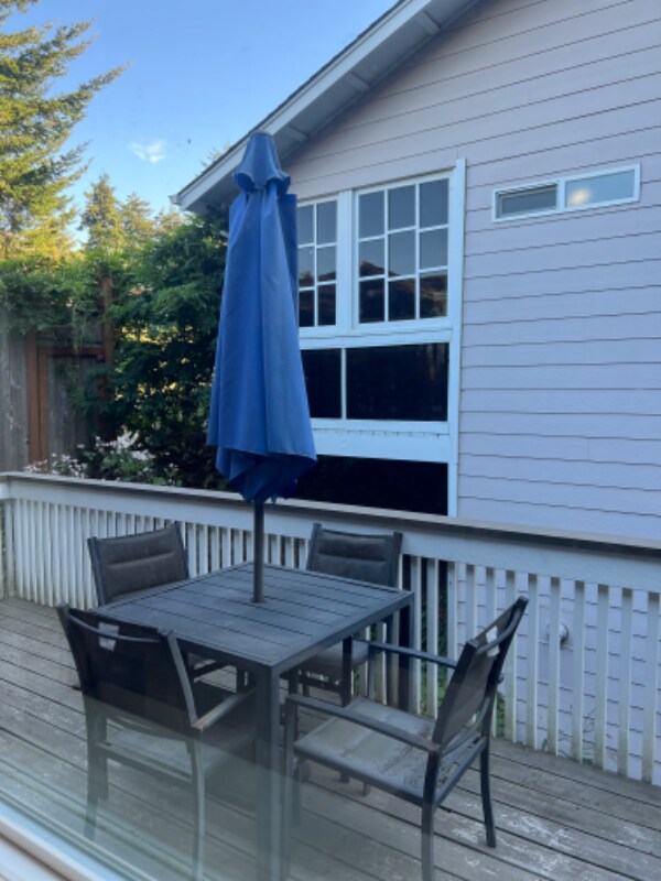 Building Photo - 723 N 8th St