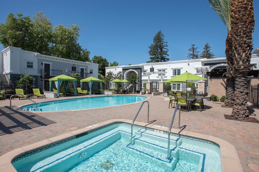 Building Photo - Ramblewood Apartments