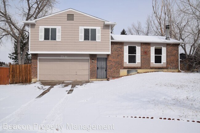 Primary Photo - 3 br, 2 bath House - 7538 S. Holland Ct.