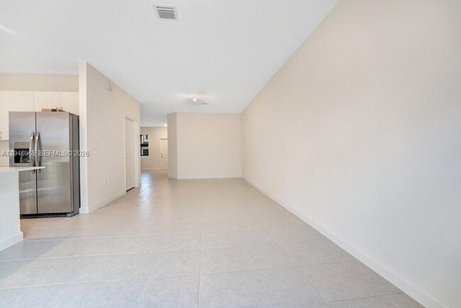 Building Photo - 11918 SW 245 Ter