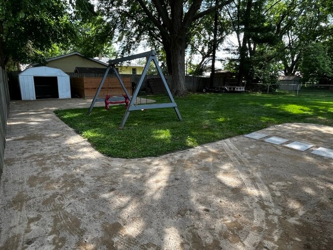 Building Photo - 54 Fontenelle St SE