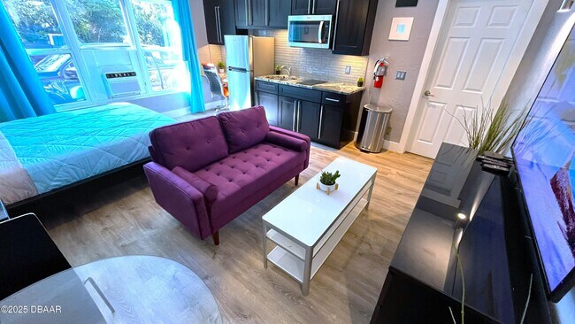 Building Photo - 236 N Keech St