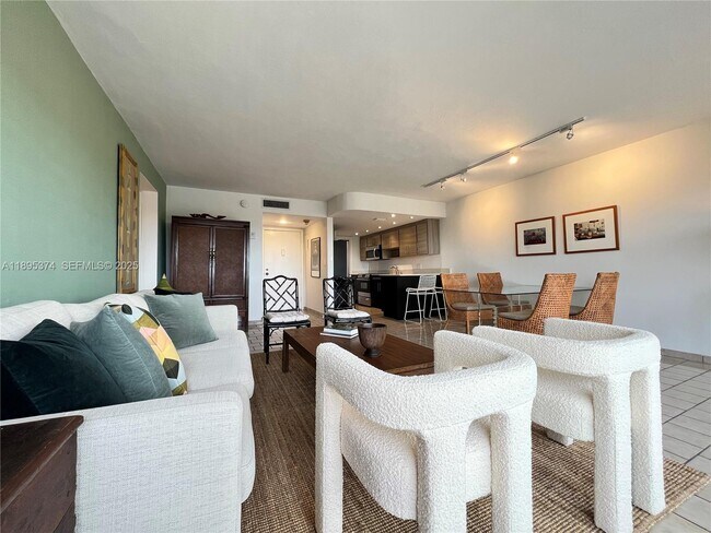 Building Photo - 555 Crandon Blvd