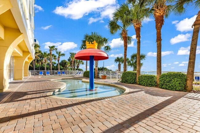 Building Photo - 2000 N Ocean Blvd