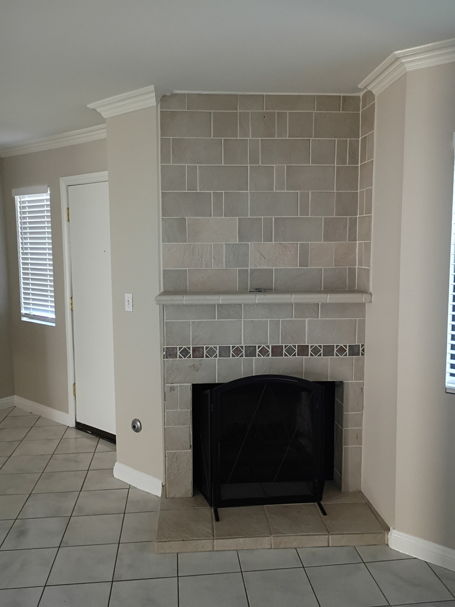 Gas Fireplace - 19221 Sherman Way