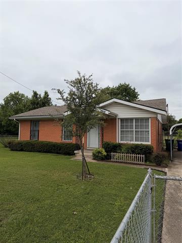 Building Photo - 2615 Balch Springs Rd