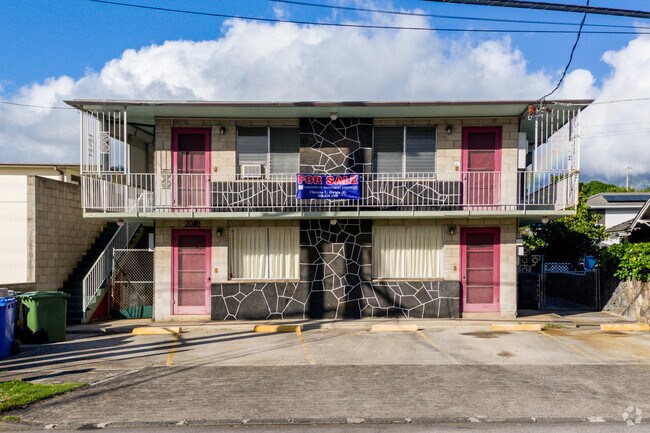Entrance - 2048 S Beretania St