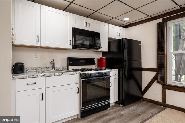 Building Photo - 12204 Sir Lancelot Dr