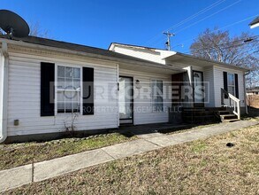 Building Photo - Lovely 3-bedroom 2-bath Apartment