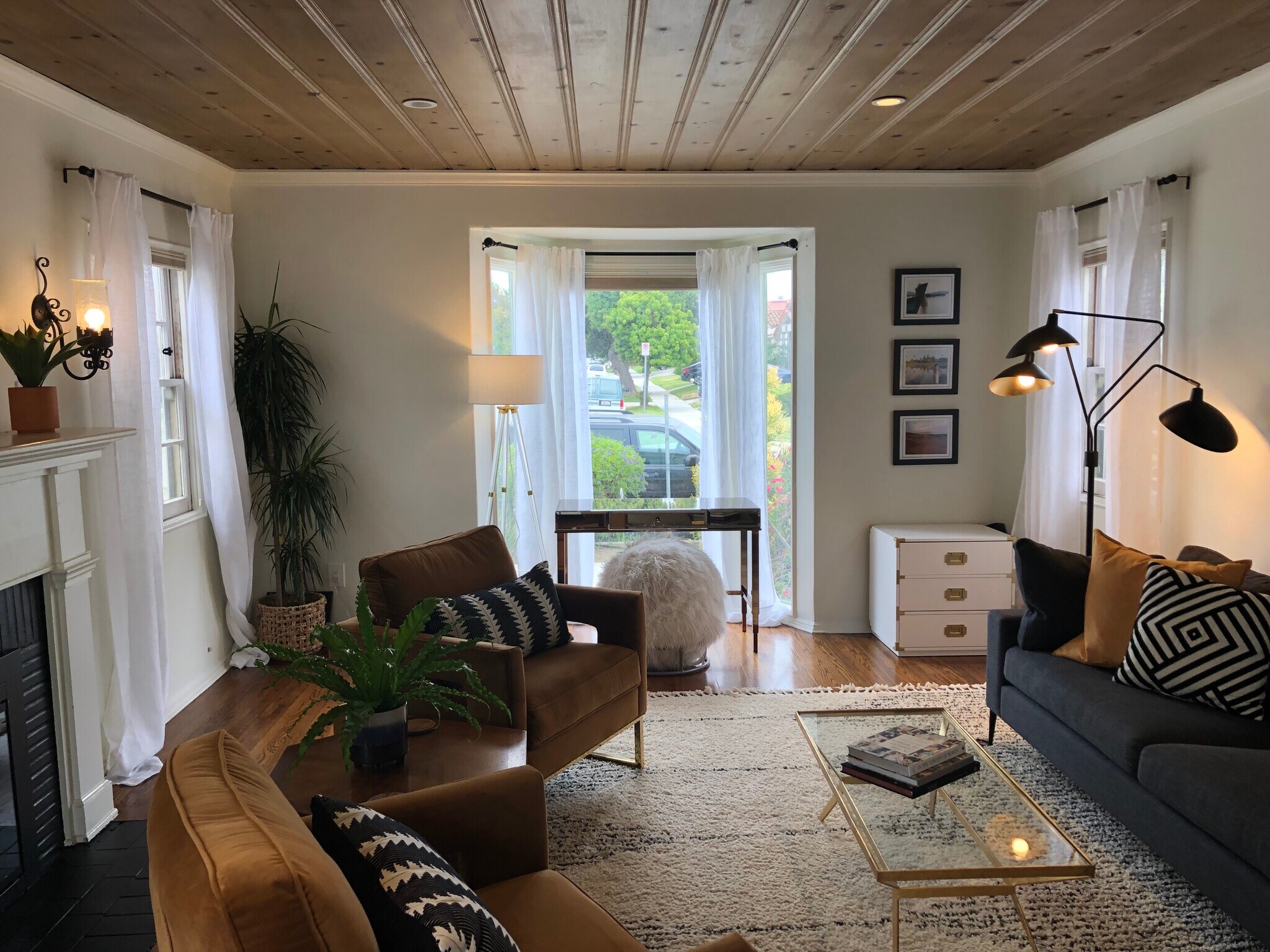 Mid Century Modern Living Room - 3501 W 41st St