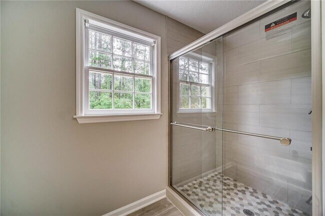 Building Photo - 311 Mariner Cir