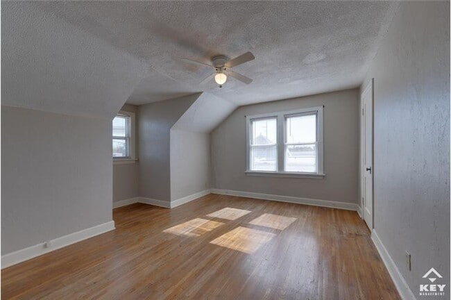 Building Photo - 115 N Oliver St