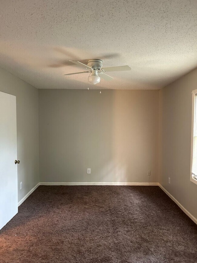 Building Photo - 3736 Cambridge Station Dr