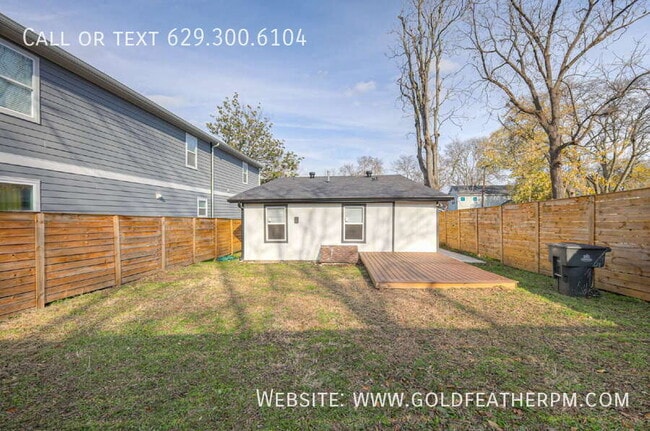 Building Photo - 1707 17th Ave N