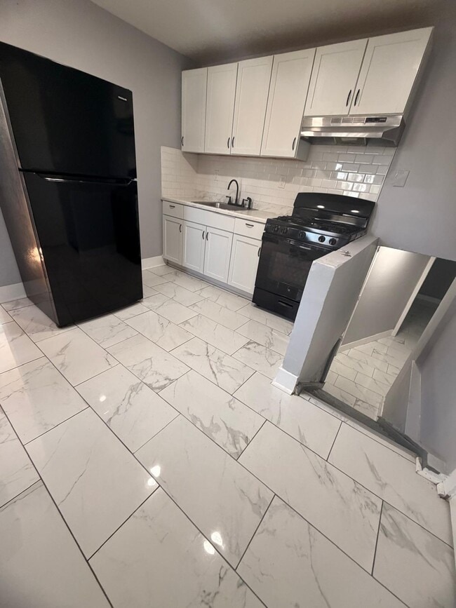 Building Photo - 134 Rock Creek Rd