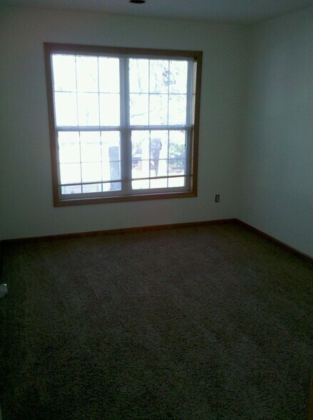 Building Photo - 2216 Curry Rd