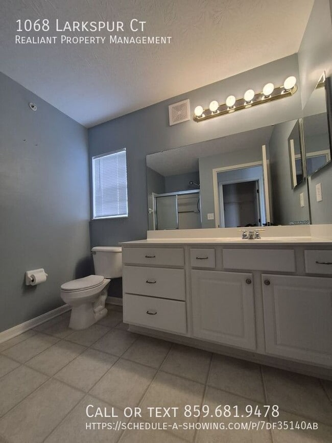 Building Photo - 1068 Larkspur Ct