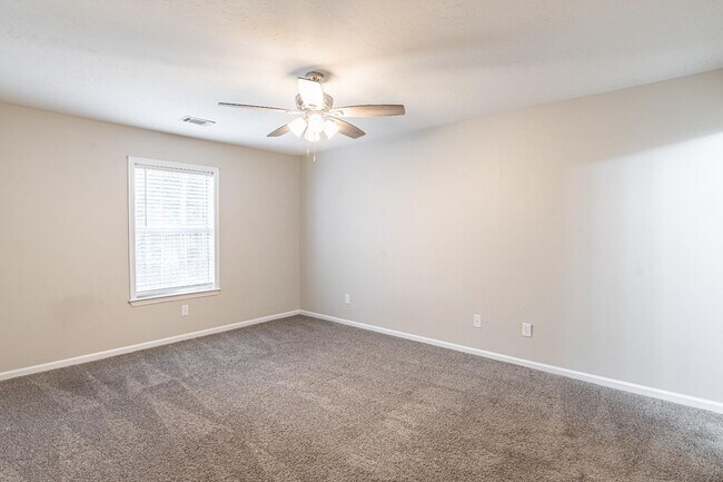 Building Photo - 414 Elders Pond Cir