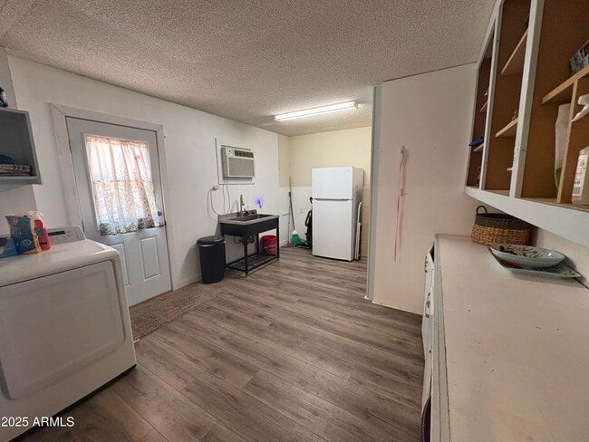 Building Photo - 16425 N Orchard Hills Dr