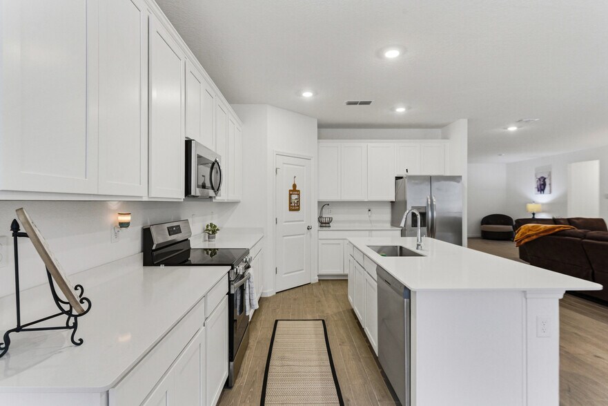 Building Photo - 8486 Horsebit Cir