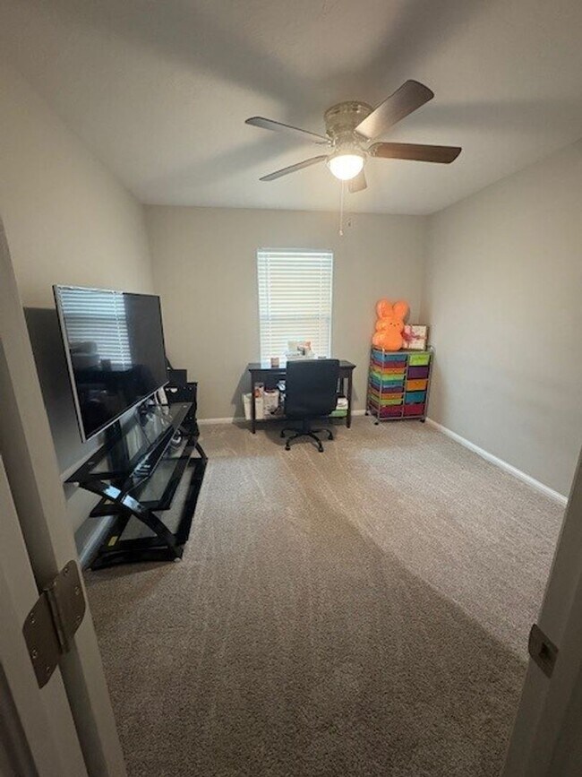 Building Photo - Great home located in Cache, OK. Mountain ...