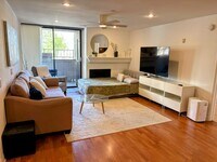 Building Photo - 850 State St