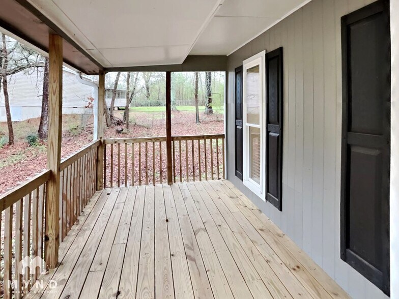 Building Photo - 456 Hardy Way