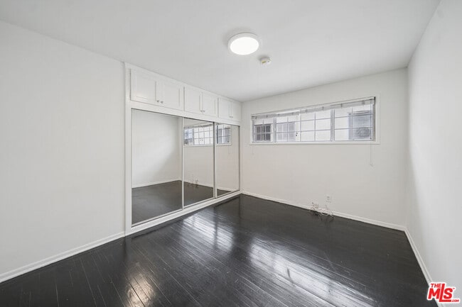 Building Photo - 1051 S Holt Ave