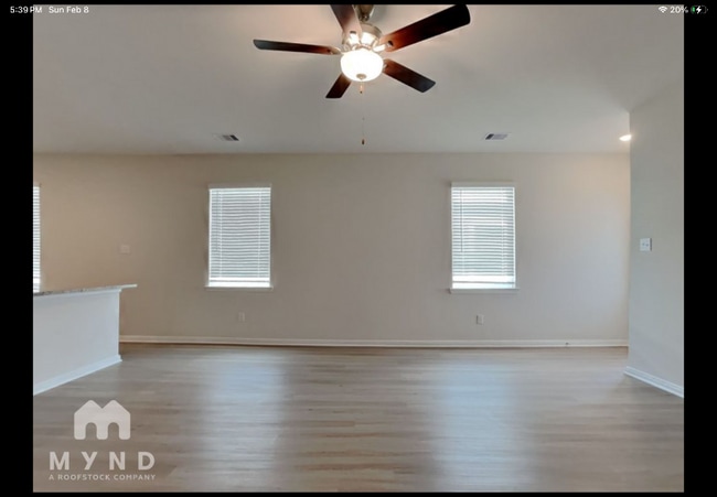 Building Photo - 15419 Maple Ter Dr