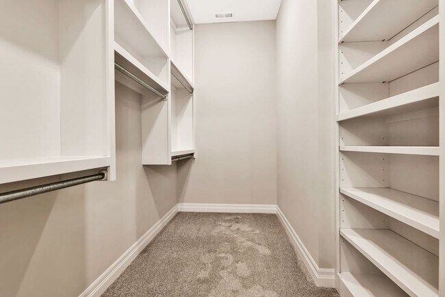 Building Photo - 4658 W Emerald Bay Ct