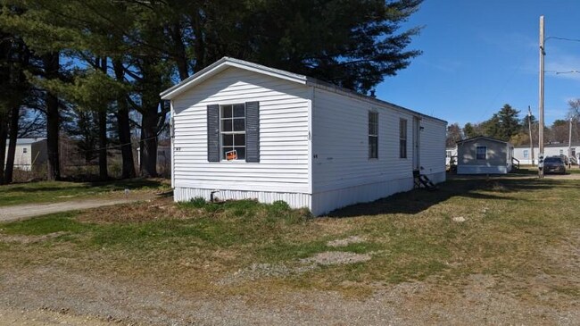 Building Photo - 9 Boulder Dr