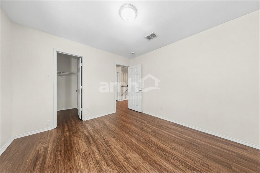 Building Photo - 1135 Trinity Trl