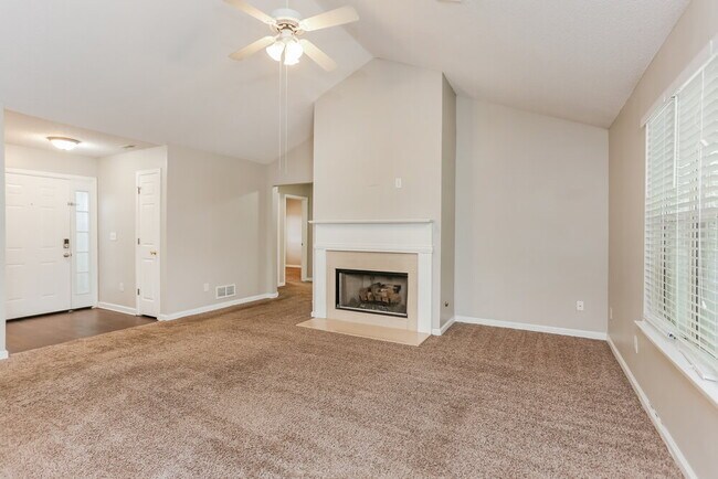 Building Photo - 3234 Grove Trail